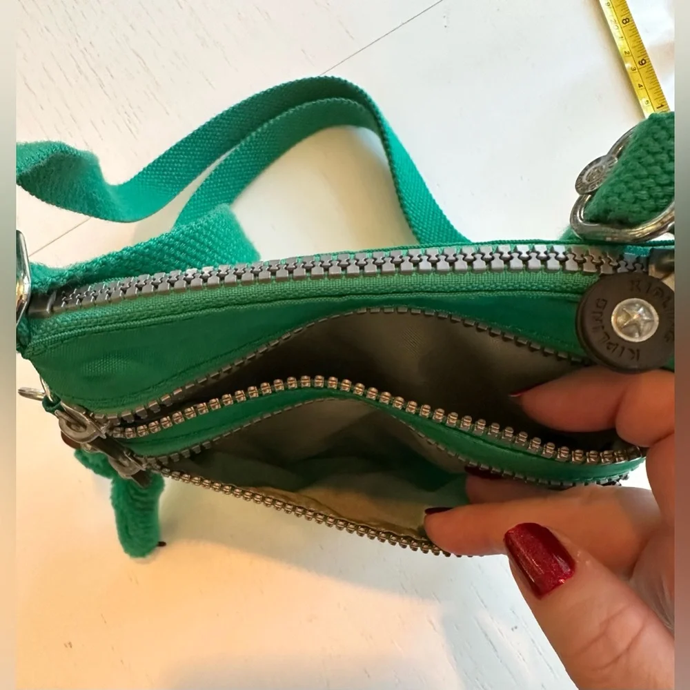KIPLING BAG!! Alvar Extra Small size with monkey keychain - Picture 9 of 10
